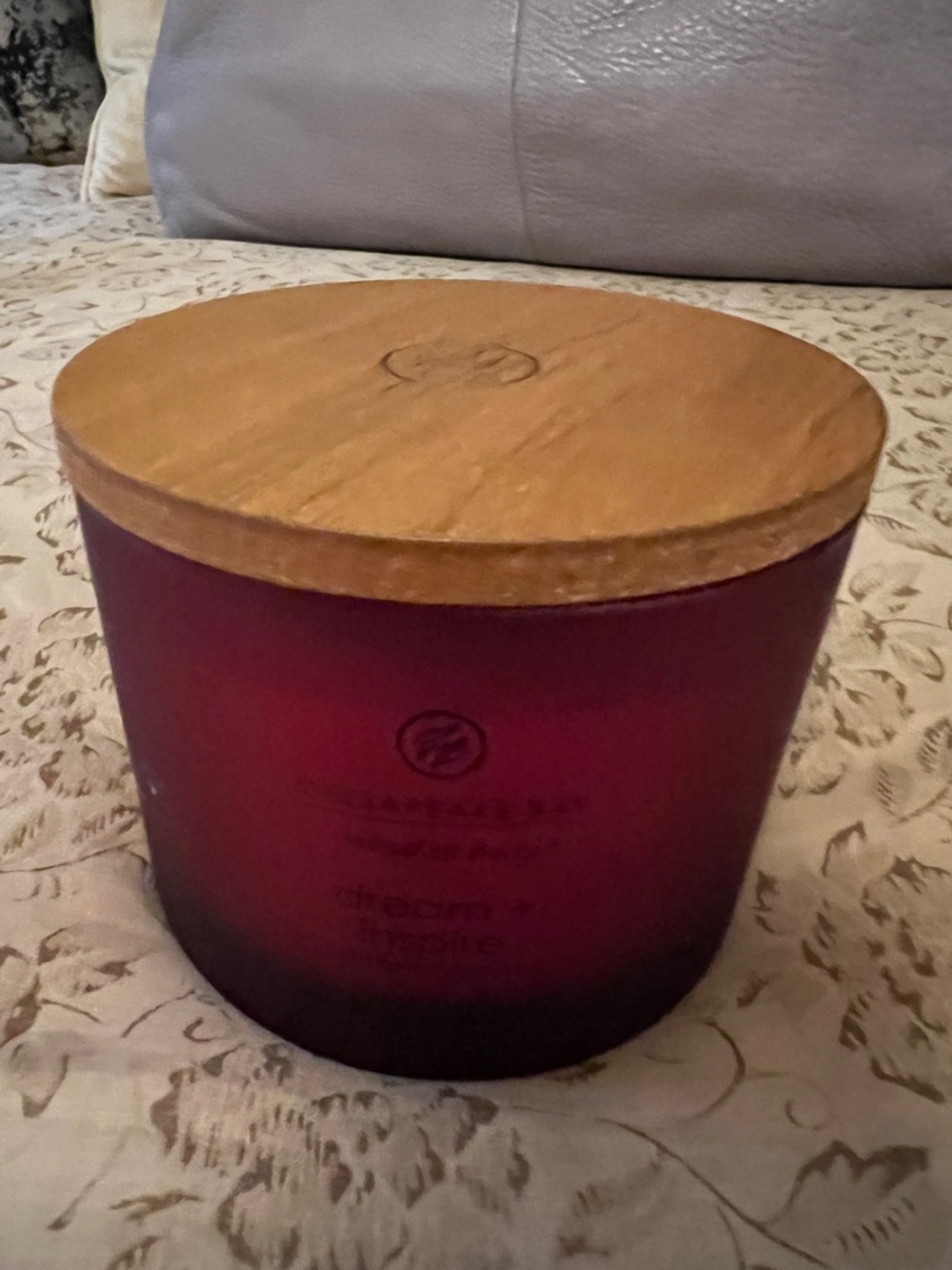 Chesapeake Bay Dream + Inspire 3-Wick Candle | Raspberry Coconut - Picture 3 of 4